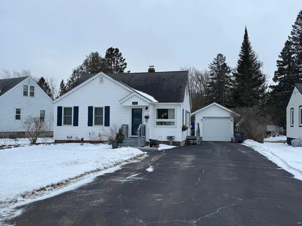 2521 Springvale Rd, Duluth, MN 55811