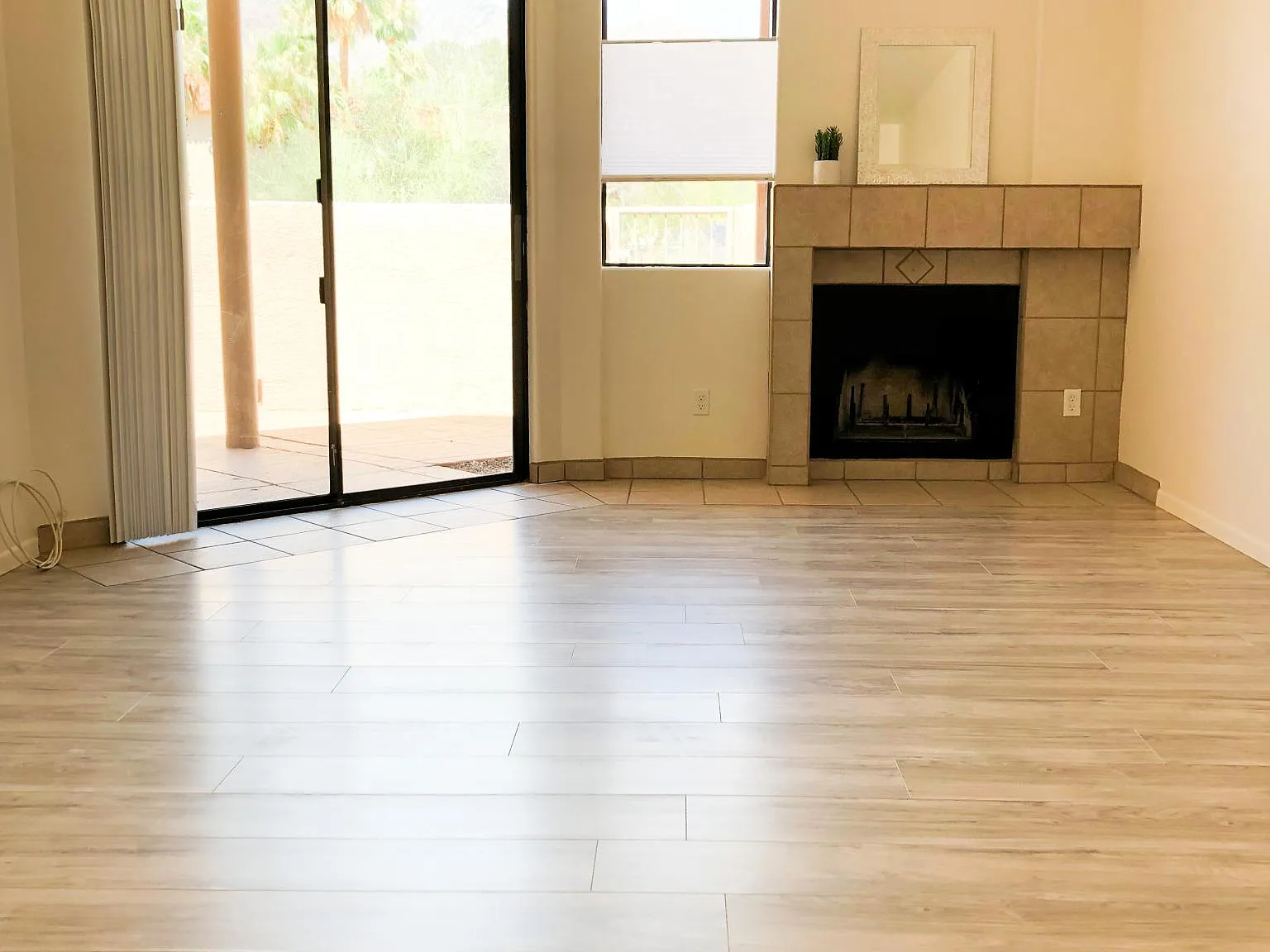 5675 N Camino Esplendora — Photo 4