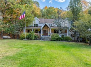 2 Fox Den Ln, North Salem, NY 10560