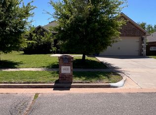 9900 SW 36th St, Yukon, OK 73099