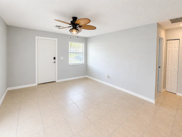 2478 NW Holiday Ct — Photo 8