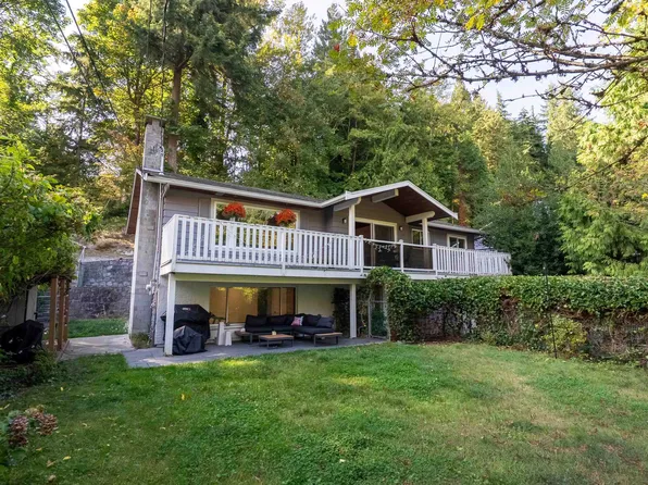 1835 Arborlynn Dr, North Vancouver, BC V7J 2V7