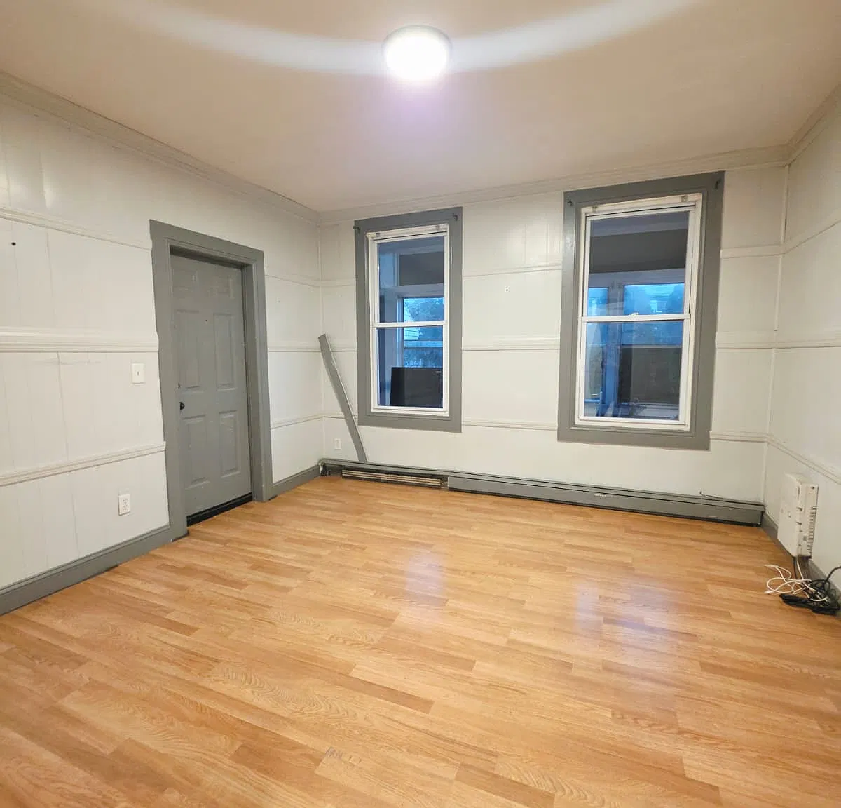 288 Cator Ave — Photo 4