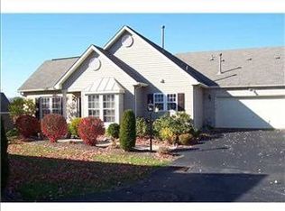 3107 Warwick Ct, Coraopolis, PA