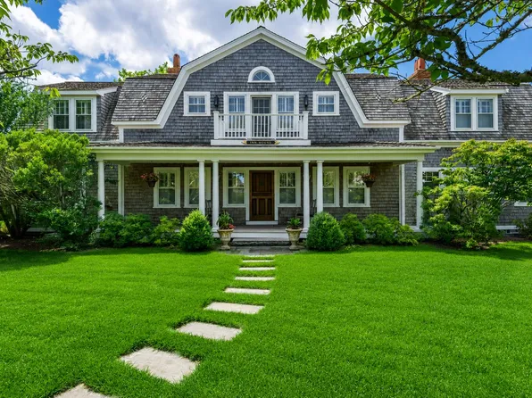 8 Hedge Row, Nantucket, MA 02554
