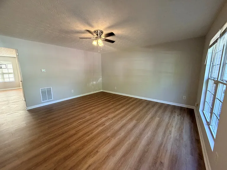 2722 Norfair Loop — Photo 3