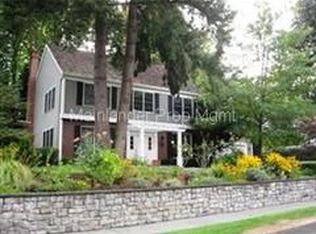 15193 Boones Way, Lake Oswego, OR