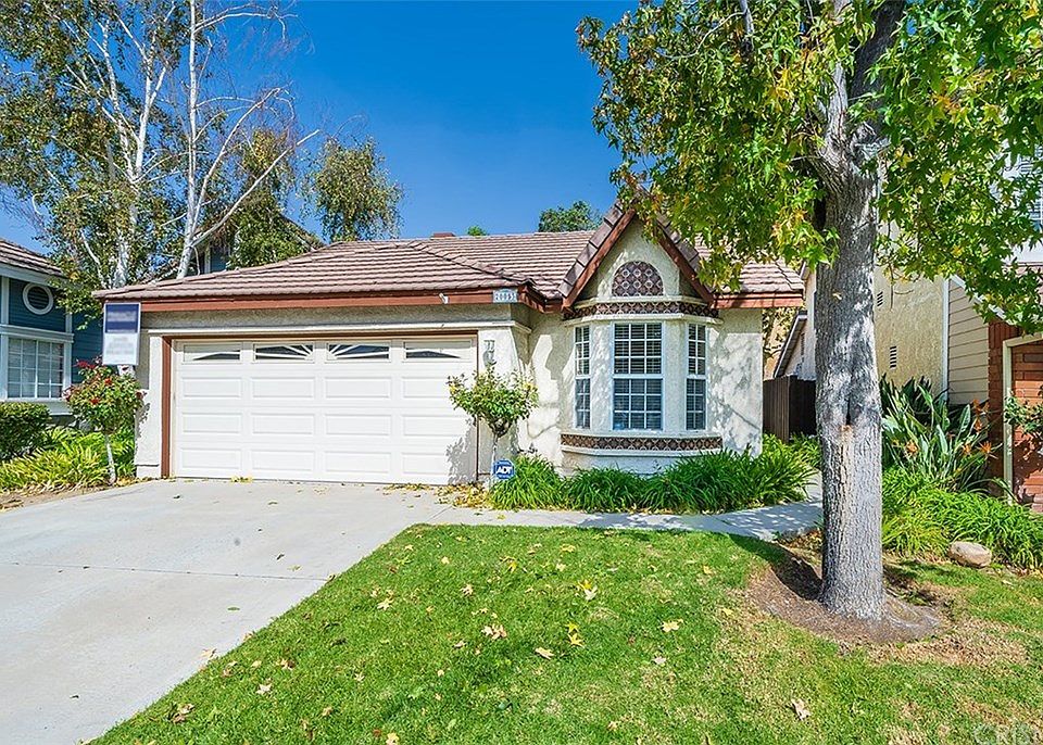 1st image of 20053 Gilbert Dr