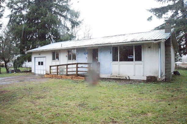2nd image of 10351 Fruitland Rd