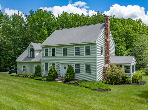 27 Woodfield Drive, Scarborough, ME 04074