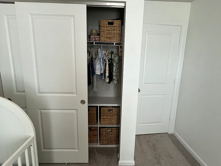 5698 Edgewater Cir — Photo 15