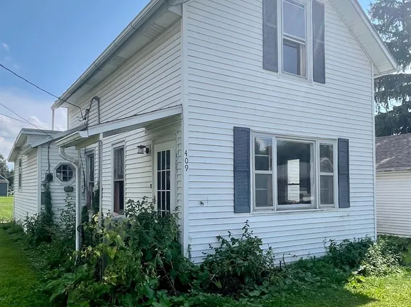 409 W Stone St, Gibsonburg, OH 43431