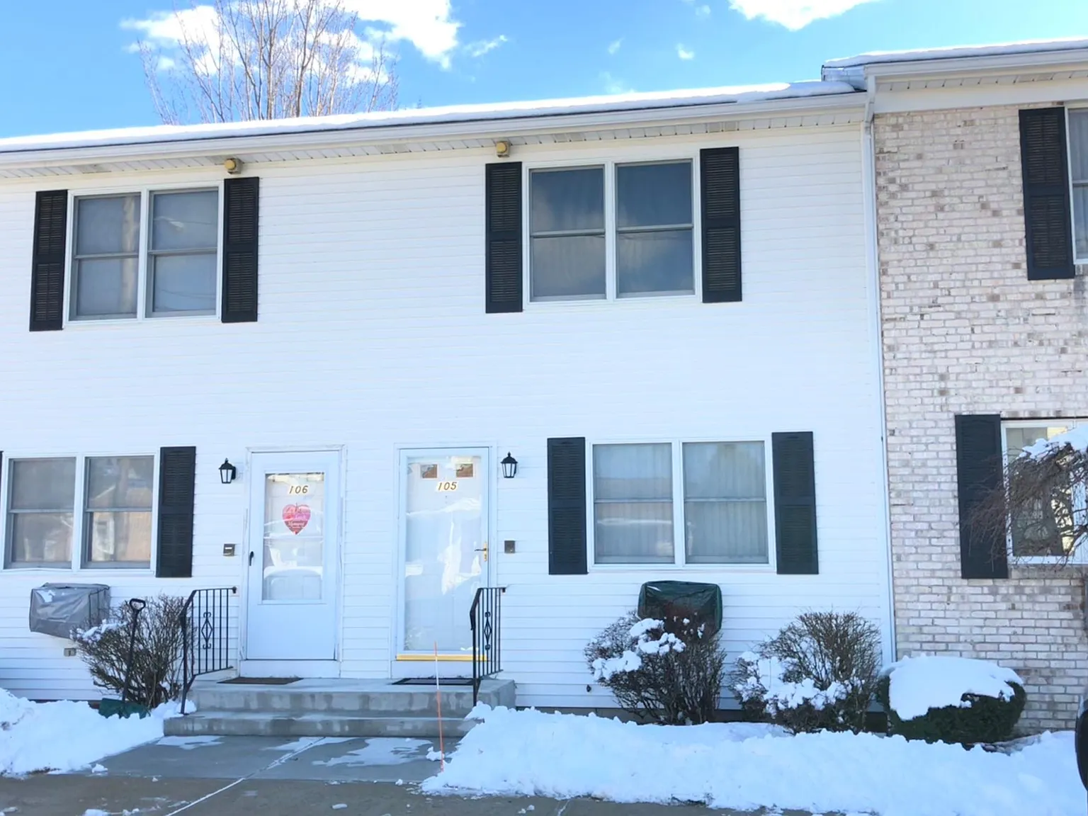 2 bed, 1.5 bath, 1024 sqft, $2,150 — Photo 2
