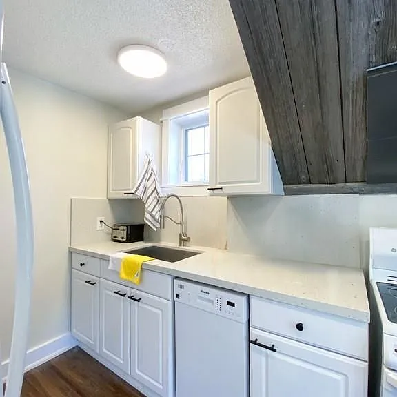 1502 Canning Rd #3 — Photo 5