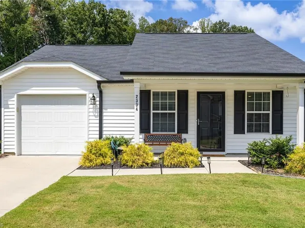 2334 Piccadilly Pines Ct, Winston Salem, NC 27127
