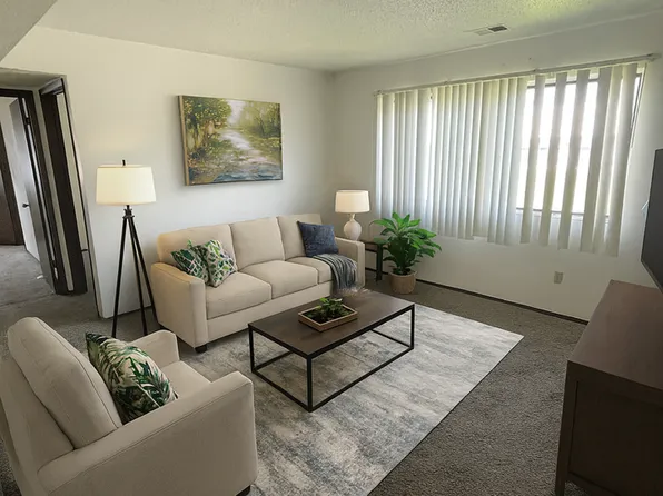 1334 Meadow Ln, 1334 Meadow Ln APT F, Waterloo, IA 50701
