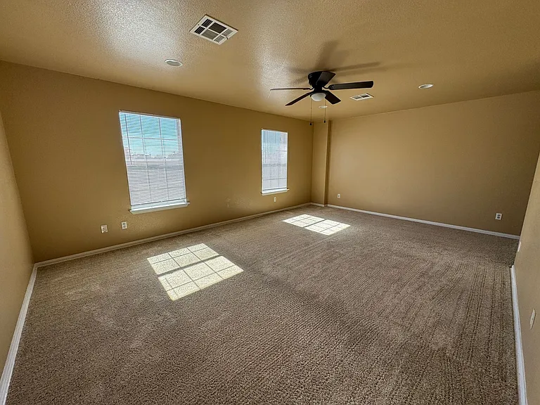 507 Taurus Dr — Photo 23