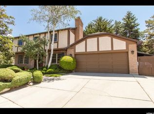 8948 S Cobble Crest Ln, Sandy, UT 84093