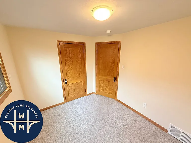 2054 S 72nd St — Photo 14