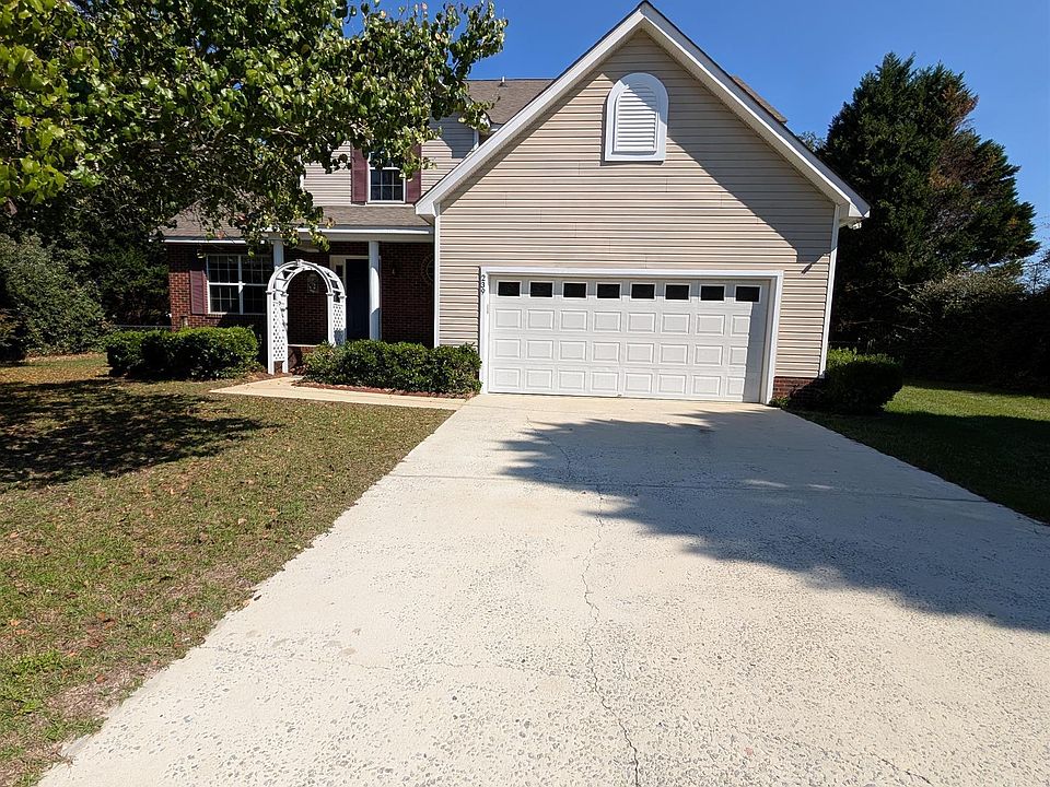 1st image of 239 Crown Point Rd