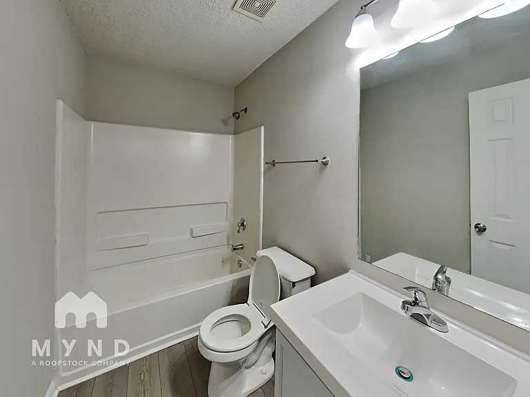 6437 Phillips Ct — Photo 28