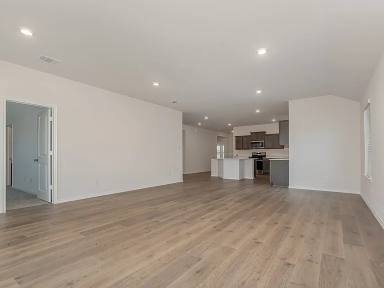 3928 Amethyst Dr — Photo 18