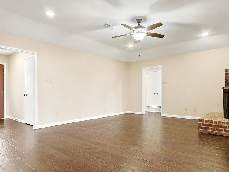 611 Field St — Photo 9