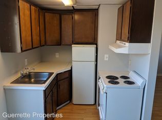 1190 Augusta Rd APT 8, Belgrade, ME 04917