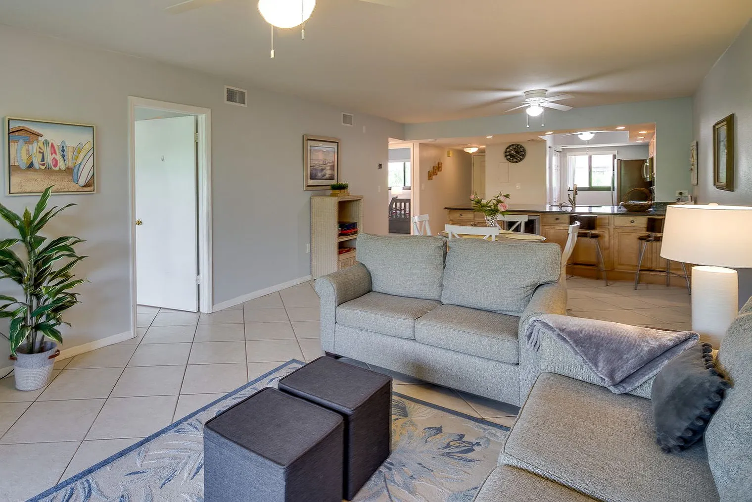 2 bed, 2.0 bath, 1237 sqft, $2,559 — Photo 3
