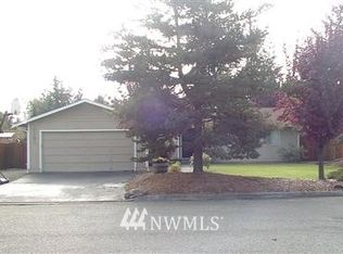 8101 NE 142nd Pl, Bothell, WA 98011