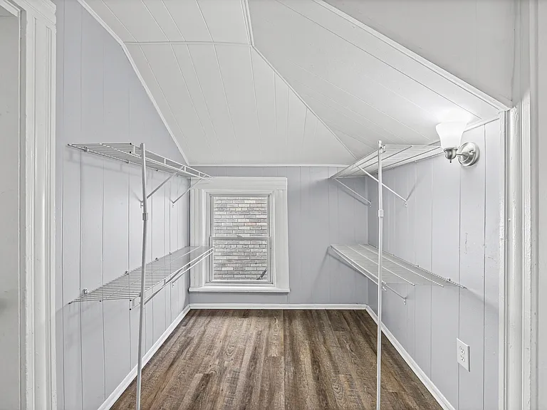 374 Park Ave #2 — Photo 10
