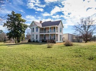 2936 Smelley Rd, Longview, TX 75605