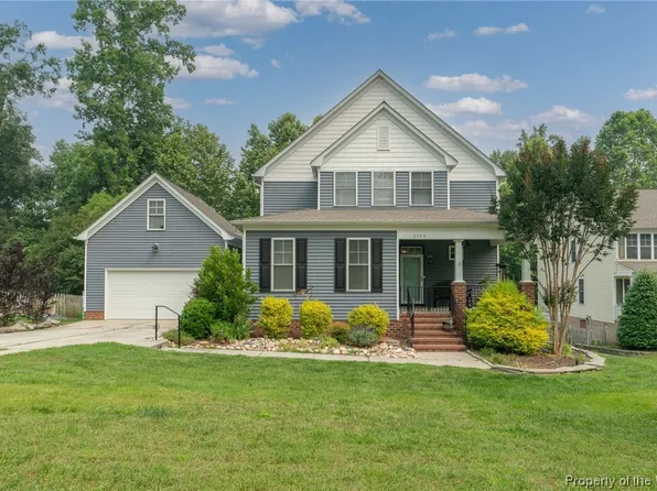 6799 Bershak Ct, Gloucester, VA 23061