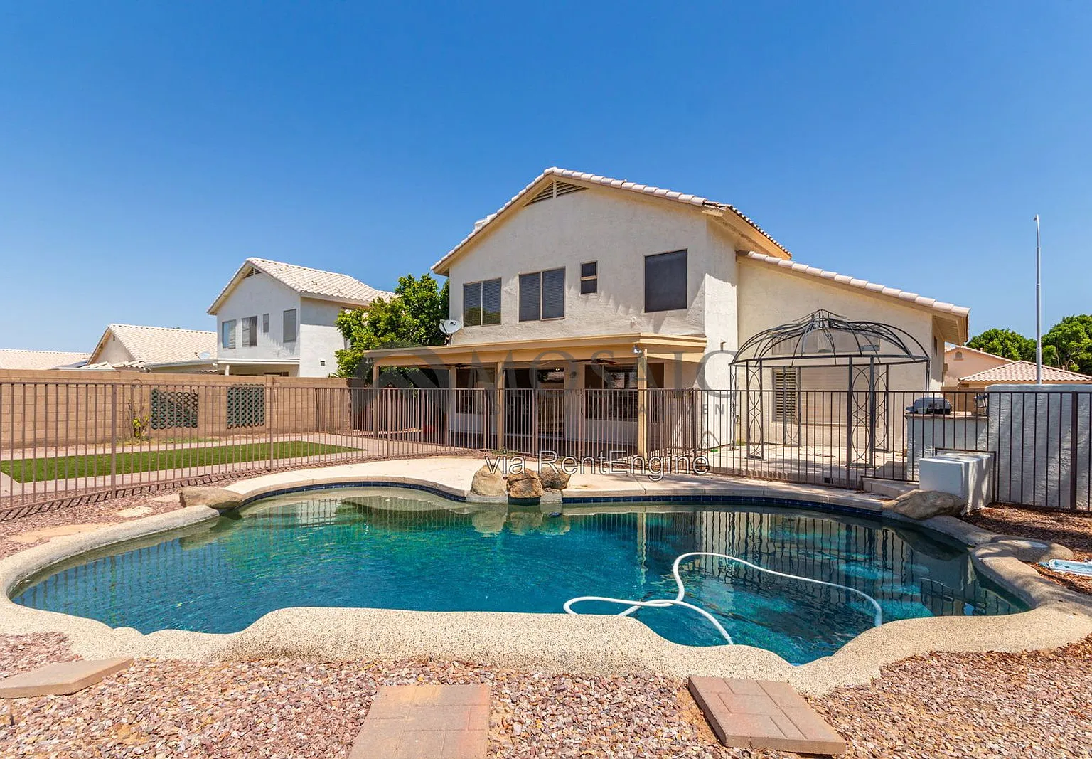 3 bed, 2.5 bath, 2337 sqft, $3,299 — Photo 1