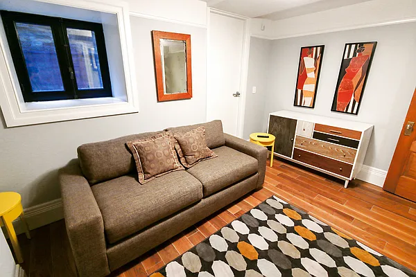 Rented by Bruma Realty LLC | media 22