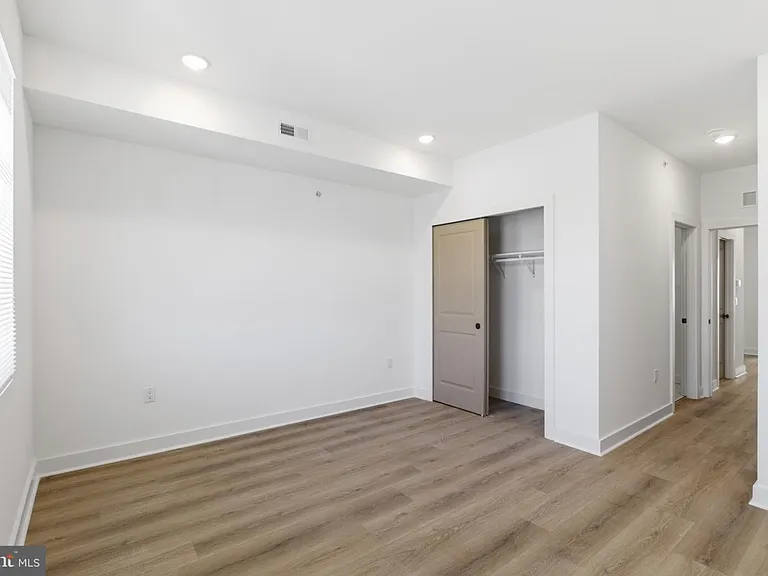 2534 N 11th St #2 — Photo 9