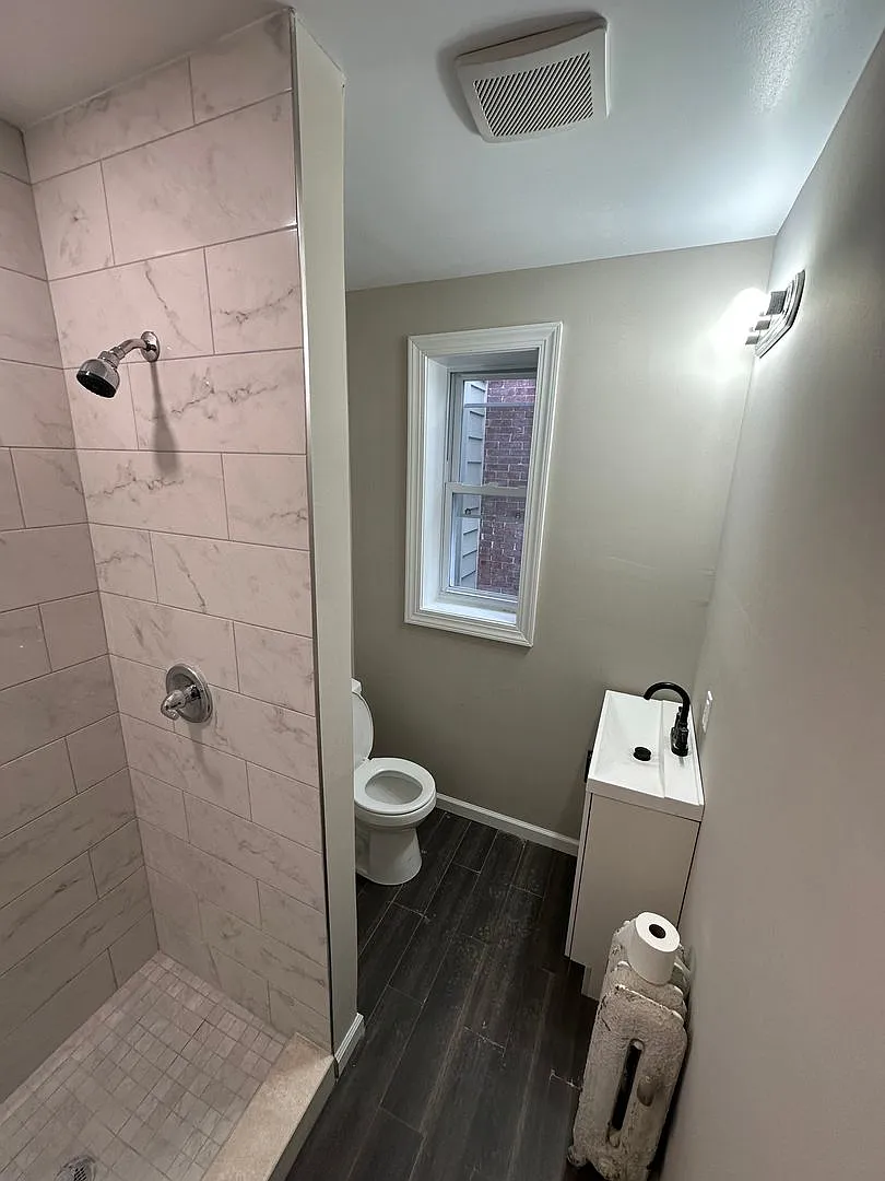 6109 W Jefferson St — Photo 4