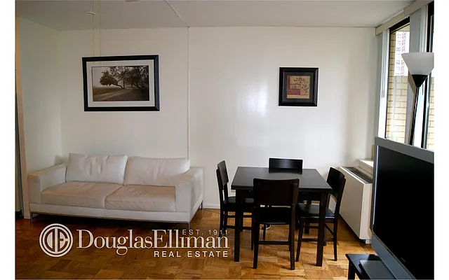 Rented by Douglas Elliman | media 10