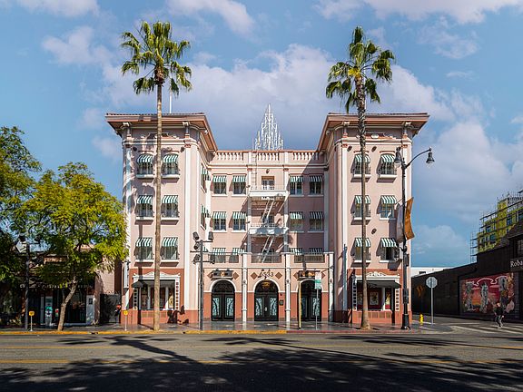 2nd image of 6535 Hollywood Blvd #411