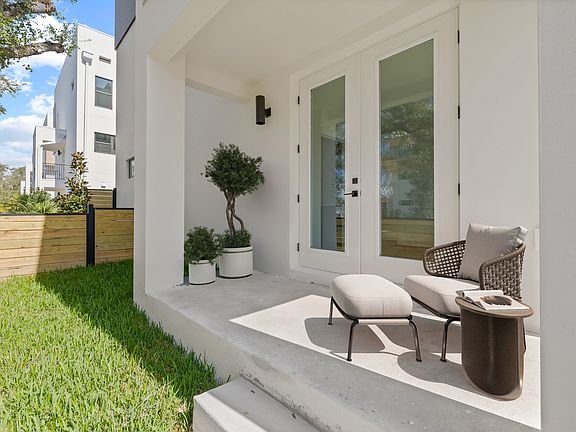 Private Fenced In Terrace