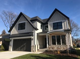 749 S Fairview Ave, Elmhurst, IL 60126