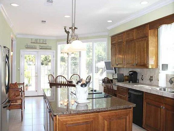 4th image of 256 Sleepy Oaks Ln NW