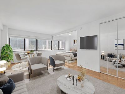 310 W 56th St APT 10E, Manhattan, NY, 10019