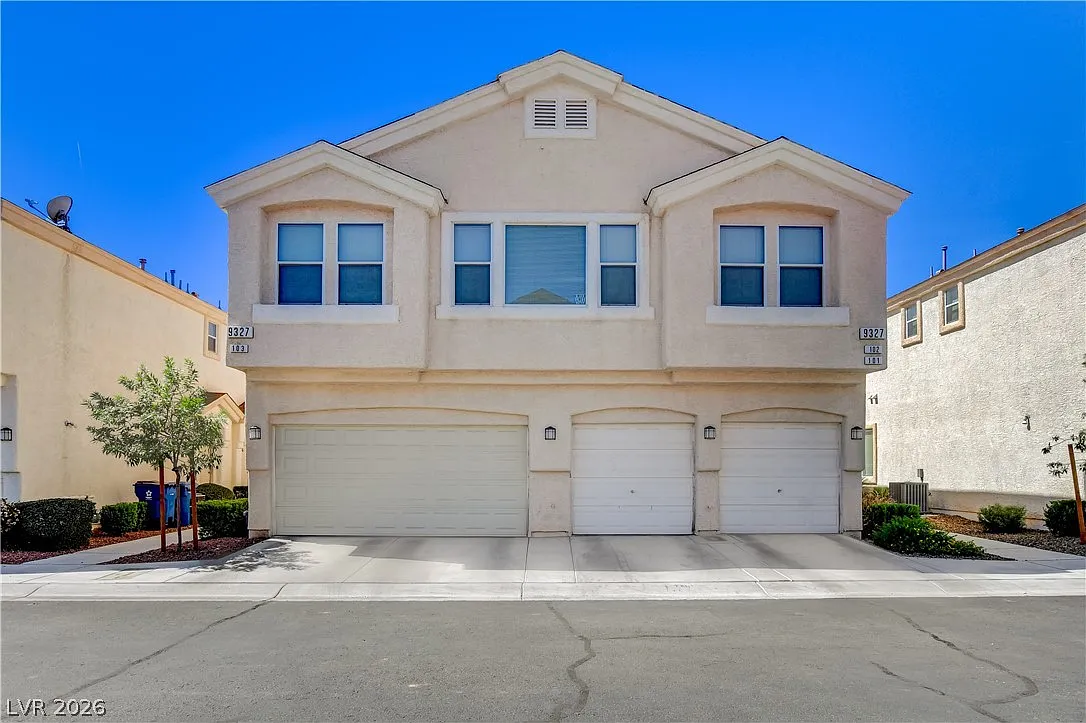 2 bed, 2.5 bath, 1167 sqft, $1,600 — Photo 1