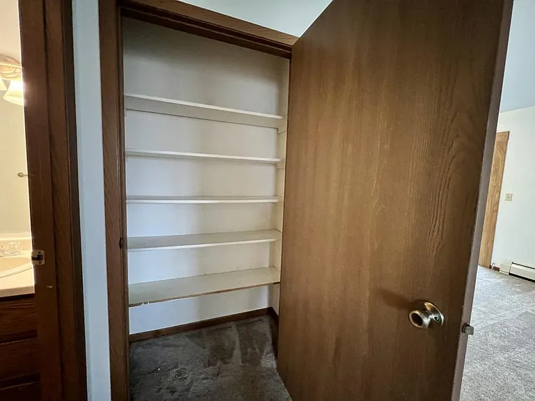 282 Wintergreen Dr #4 — Photo 8