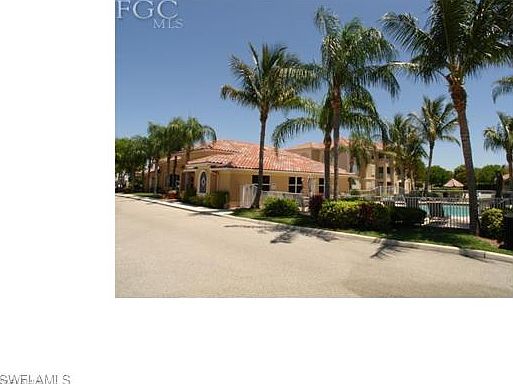 3rd image of 1514 SW 50th St APT 203