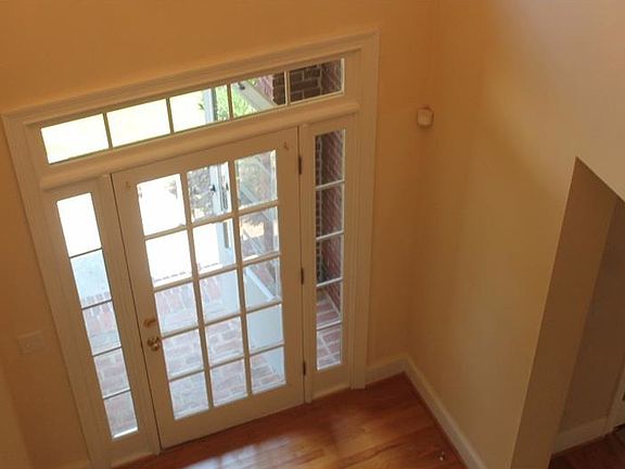 2nd image of 347 Woodbrook Crst
