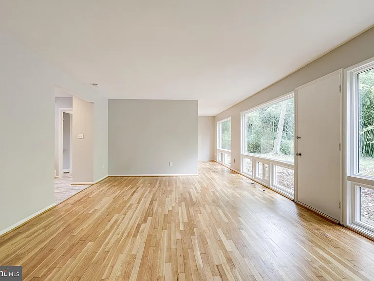 3409 Wessynton Way — Photo 7
