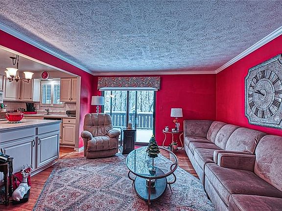 3rd image of 409 Sewickley Heights Dr