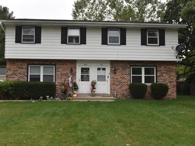 109 Johnston DRIVE #111, Dousman, WI, 53118